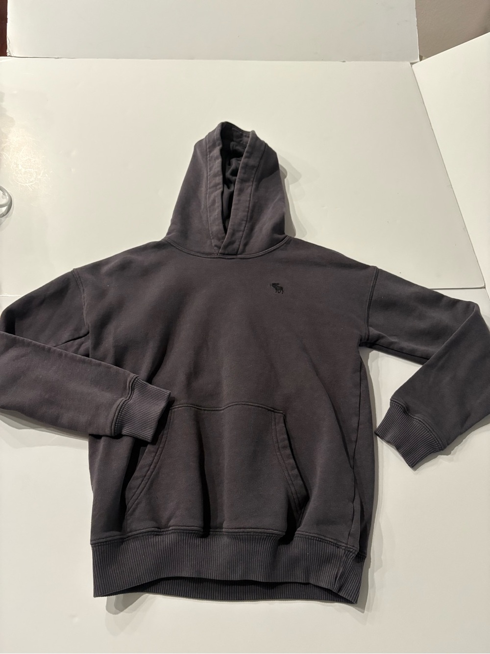 Abercrombie & Fitch boys Charcoal Hooded Pullover Sweatshirt, L- 11/12